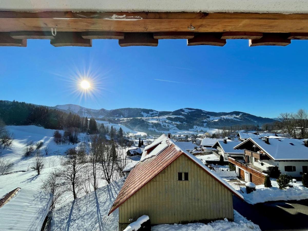 Alpenliebe-Mit Bergblick Apartment โอเบอร์สเทาเฟิน ภายนอก รูปภาพ