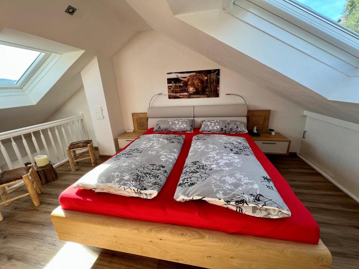 Alpenliebe-Mit Bergblick Apartment โอเบอร์สเทาเฟิน ภายนอก รูปภาพ