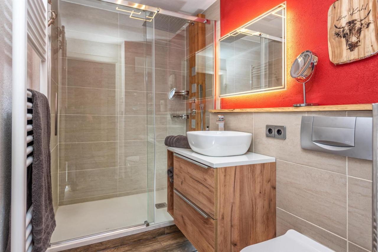 Alpenliebe-Mit Bergblick Apartment โอเบอร์สเทาเฟิน ภายนอก รูปภาพ