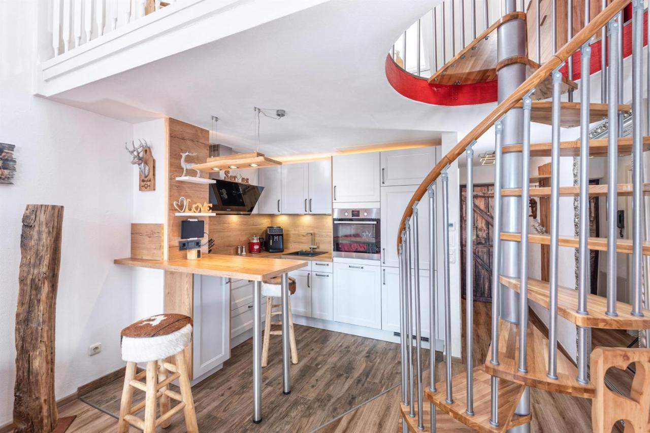 Alpenliebe-Mit Bergblick Apartment โอเบอร์สเทาเฟิน ภายนอก รูปภาพ